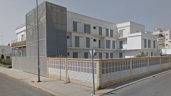 La residencia de mayores de Isla Cristina ofrece un contrato indefinido a un enfermero