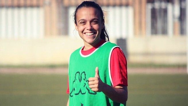 El infortunio se ceba con Mireya García, que se rompe el ligamento y pasará por el quirófano