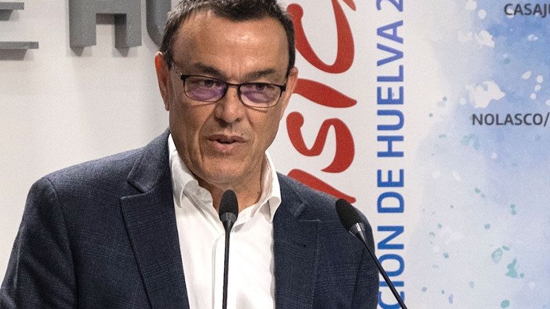 Ignacio Caraballo 'reaparece' premiado como 'Amigo del Turismo de Huelva' en la tercera gala