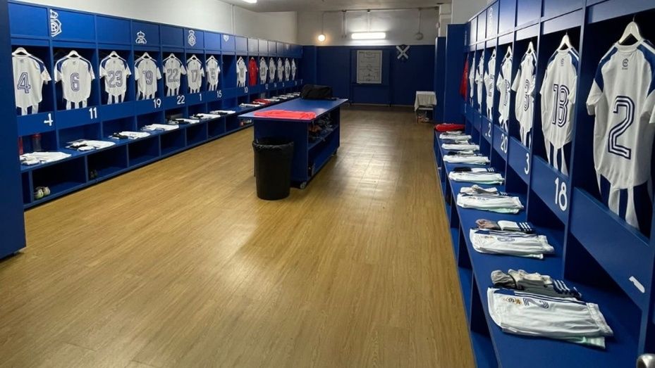 Sólo un futbolista no entra en la lista del Decano ante el Betis Deportivo