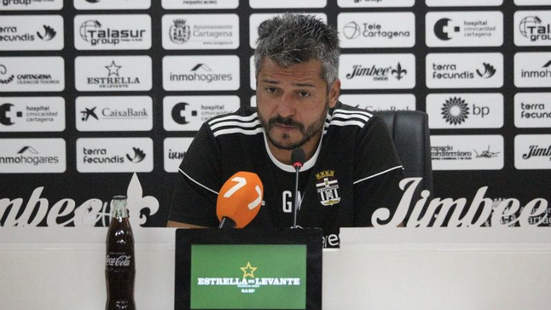 Munúa: 'Si el Recre coge la iniciativa nos puede hacer sentir muy incómodos'