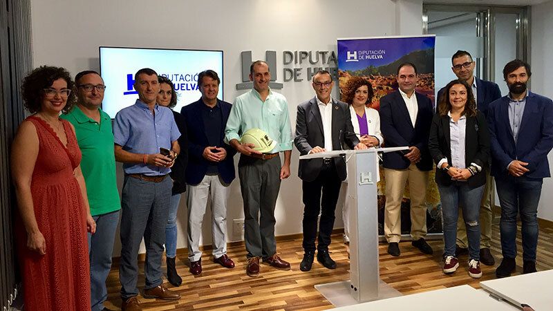 La Diputación de Huelva respalda al sector minero en el III Salón Internacional de Sevilla