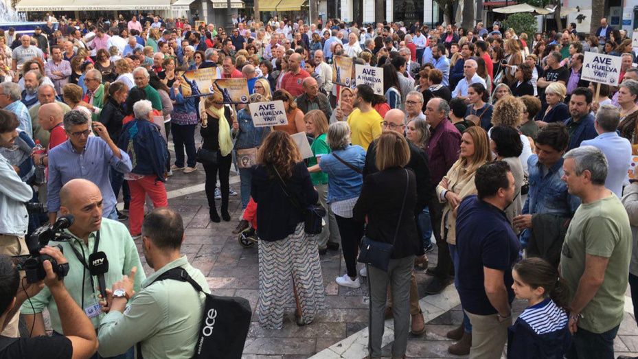 Huelva vuelve a reclamar el AVE