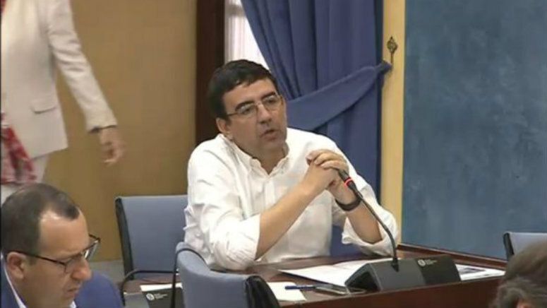 Mario Jiménez le exige a la Junta que las obras del centro de salud de Isla Chica finalicen en mayo de 2020