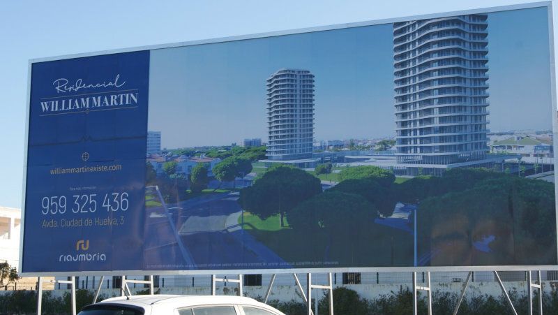 Riaumbría muestra su 'perplejidad' por el comunicado de la Universidad de Huelva