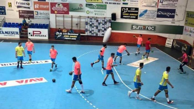 Primera derrota liguera del PAN Moguer (25-22)
