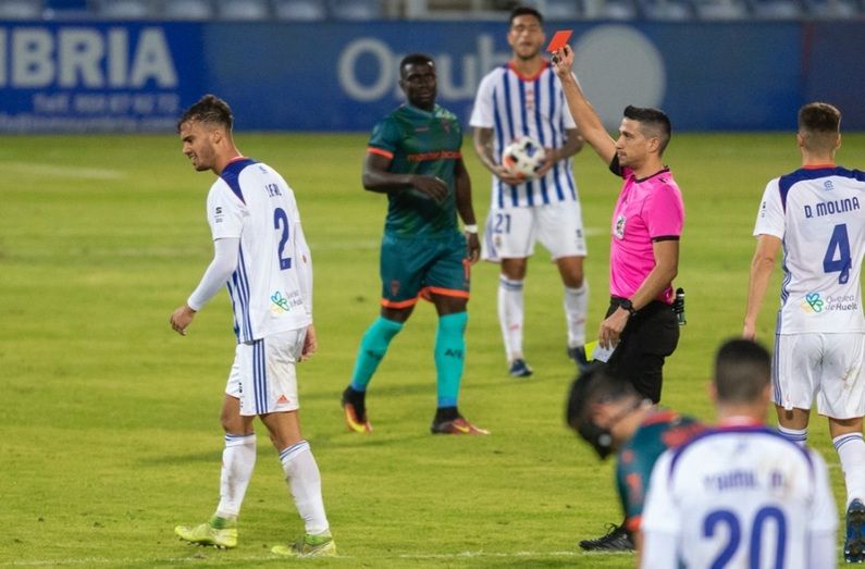 A la lona con el primer golpe (0-1)