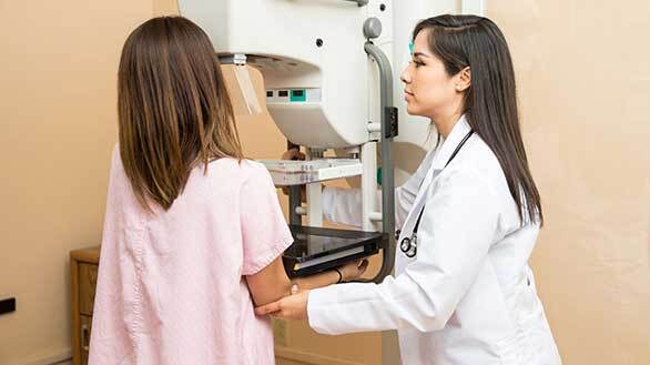 Ocho de cada diez onubenses diagnosticadas con cáncer de mama superarán la enfermedad