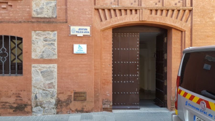 Un policía y una limpiadora, positivos en covid-19 confirmados por el Ayuntamiento de Aracena