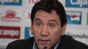 Zambrano: 'El vestuario sabe que el que no corre no juega'