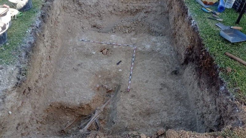 Hallan restos de cinco cuerpos de víctimas de la represión franquista en el cementerio de Huelva
