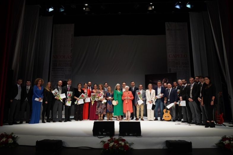 Moguer tributa un emotivo homenaje musical al cantautor Nicolás Capelo