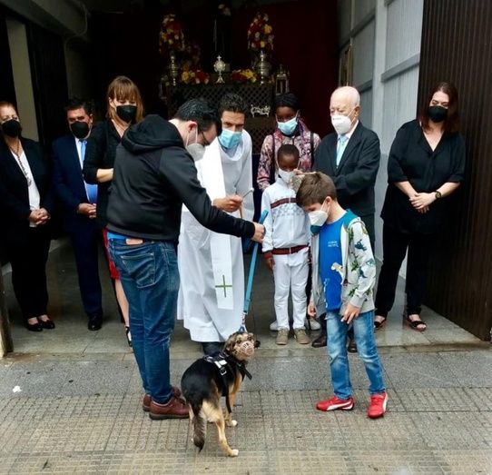 El runrún: El obispo, de lo humano a lo divino