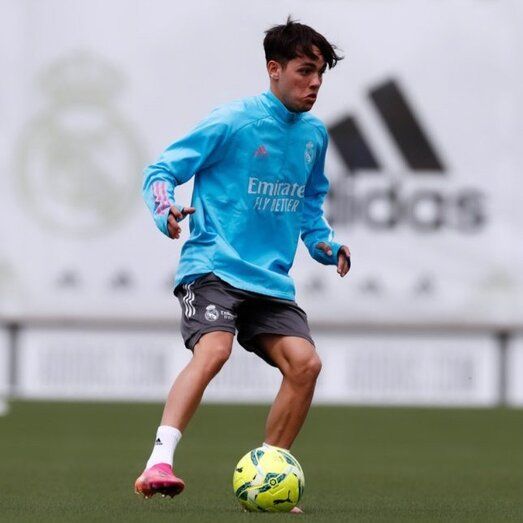 Yeray Lancha responde a la confianza de Arbeloa en el juvenil del Real Madrid