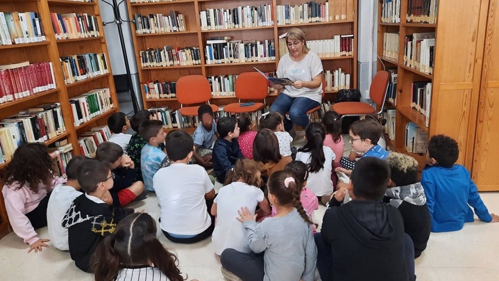 Cuentacuentos, talleres y exposiciones en la ciudad para celebrar el Día de las Bibliotecas
