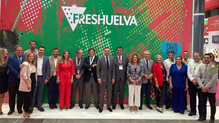 La Diputación acompaña al sector de los frutos rojos en la inauguración de la 14 edición de Fruit Attraction