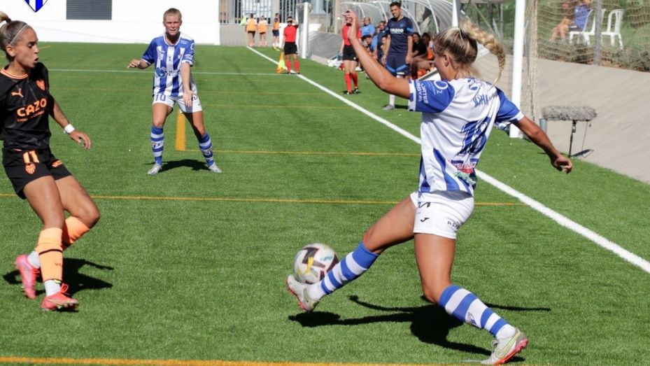 Antonio Toledo: 'Hemos perdido jugadoras muy importantes en ataque que le daban al equipo un plus enorme'