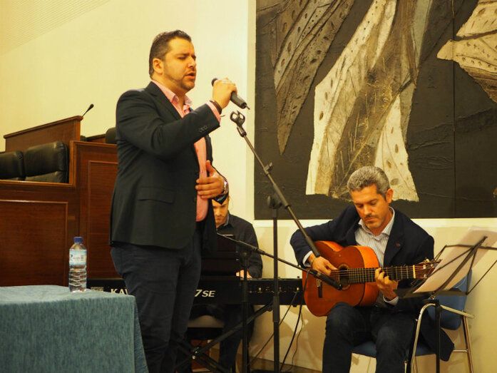 Un grupo de artistas flamencos desvelan al poeta más íntimo en el disco ‘Juan Ramón Jiménez, su obra por Sevillanas’