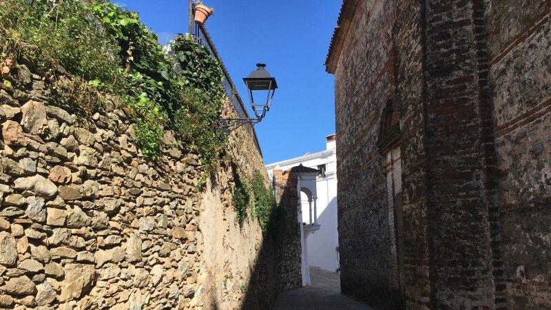 Diputación invierte medio millón de euros en la eficiencia energética del alumbrado en Galaroza, Manzanilla y El Cerro de Andévalo