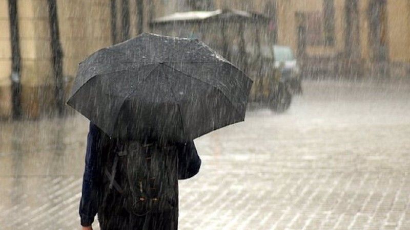 Las lluvias se intensificarán en las próximas horas en el Litoral, donde el nivel de aviso se amplía a naranja