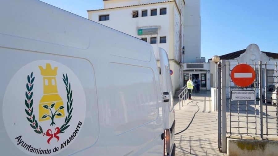 La alcaldesa de Ayamonte pide test masivos y la colaboración del Ejército para 'frenar' los contagios
