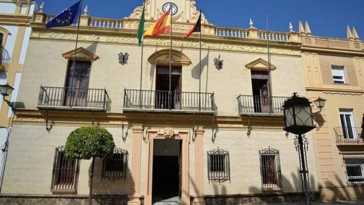 El Ayuntamiento de Ayamonte publica las bases para la contratación temporal de tres trabajadores sociales
