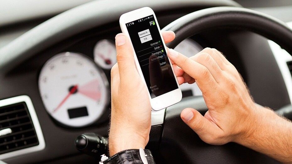 El runrún: Las nuevas normas (y multas) al volante
