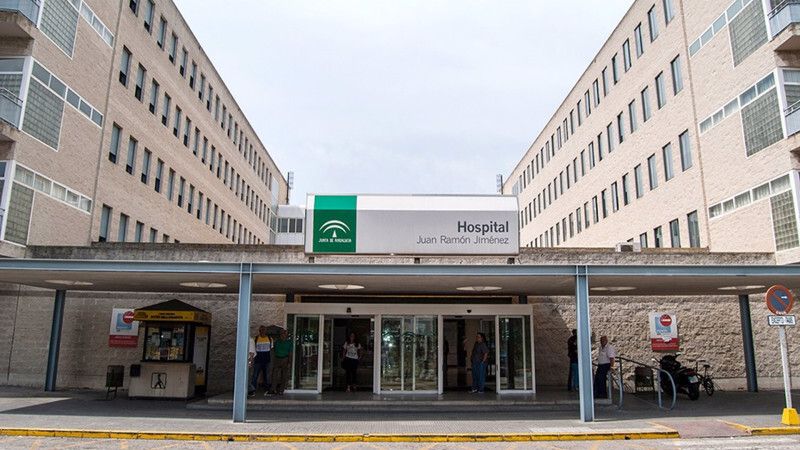 Confirman un brote con 8 afectados en la Unidad de Digestivo del Juan Ramón Jiménez