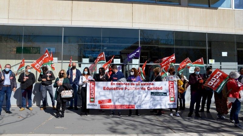 CCOO exige a la Junta que 'incremente las plantillas de orientadores, pedagogos e integradores sociales'