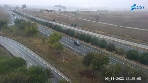 Reabierta al tráfico la A-49 en sentido Huelva por la retirada de un camión de mercancías que ha sufrido un accidente