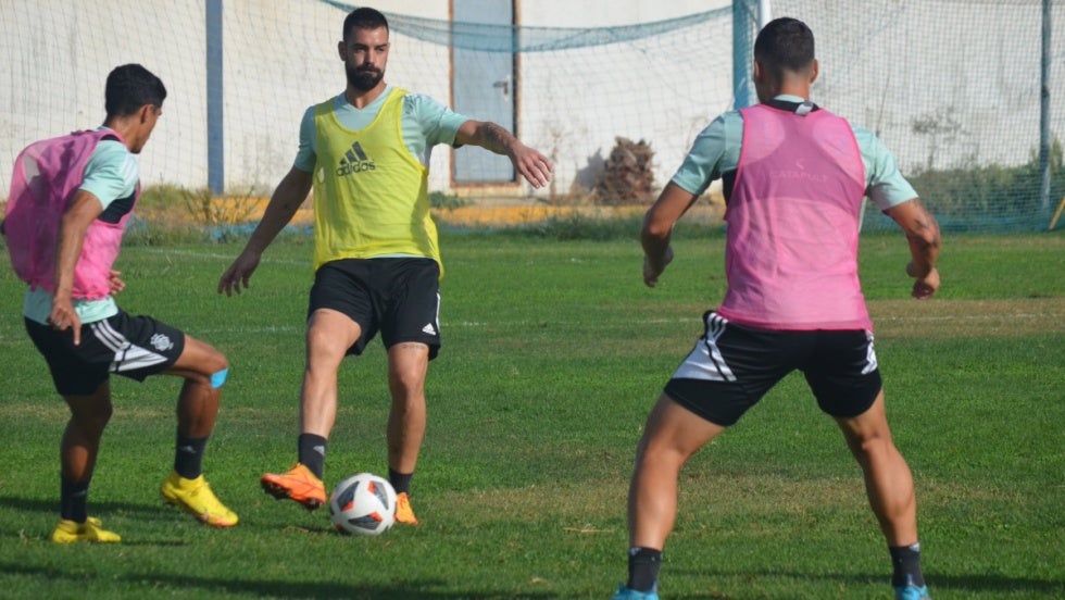 Juan Delgado será operado de menisco
