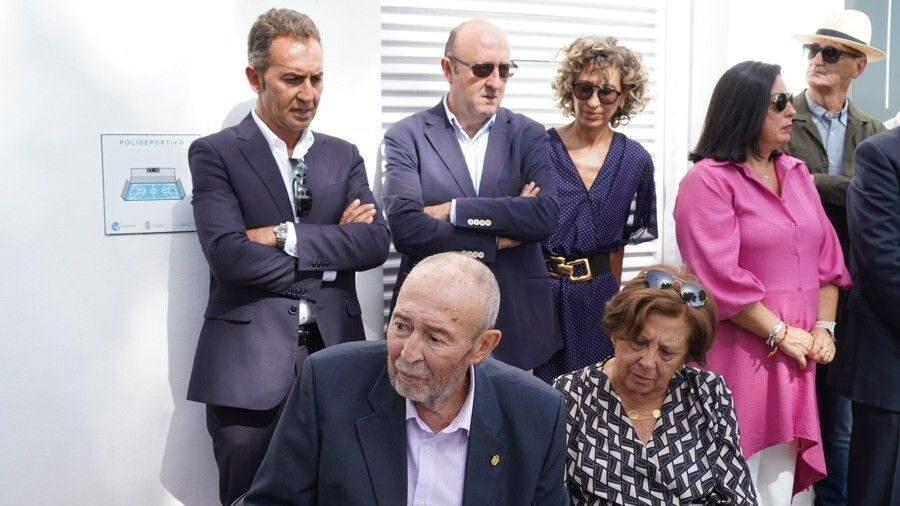 Fallece el exalcalde de Moguer Paco Díaz Olivares un mes después de ser homenajeado por su pueblo