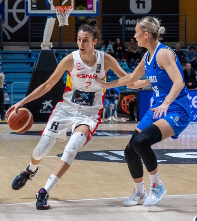 Huelva, cómplice de una histórica victoria de España ante Islandia (120-54)