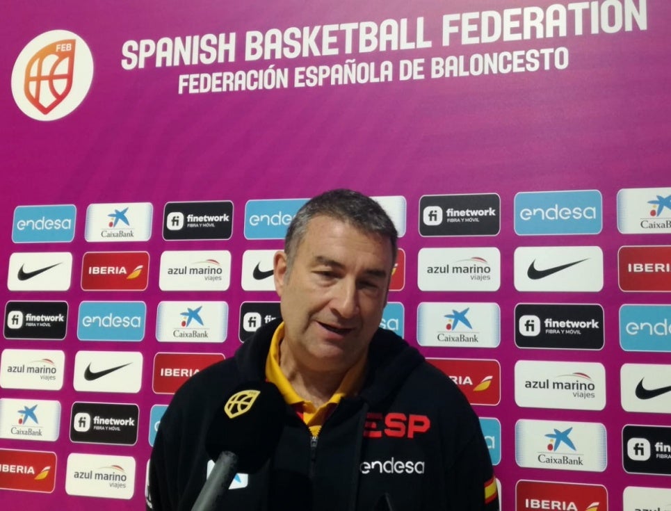 Miguel Méndez: 'Espero que todo el mundo venga a ayudarnos y a disfrutar de la selección'