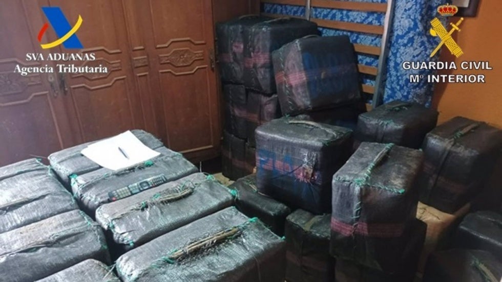 Un detenido tras intervenir casi 2.500 kilos de hachís en el interior de una finca de Ayamonte