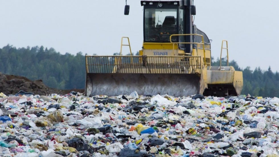 Casi cuarenta centros educativos participan en el II Concurso de Prevención, Reciclaje y Reutilización