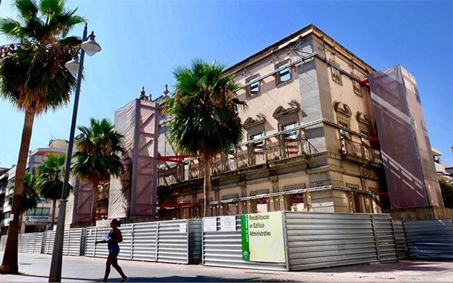 La Junta finaliza los trabajos de protección de las medianeras del Edificio de Hacienda