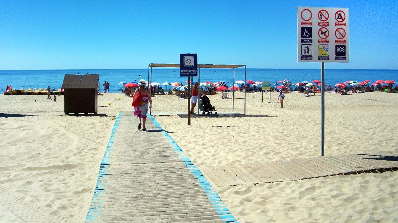 La Junta subvenciona con 1,5 millones de euros la mejora de las playas en cinco municipios de Huelva