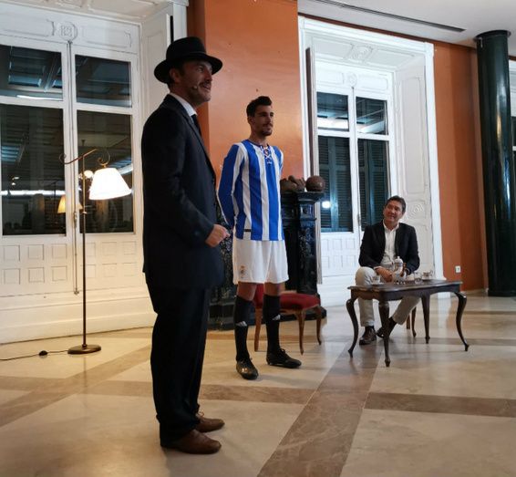 La zamarra de los origenes del Recre estará a la venta desde el sábado a 49,95€