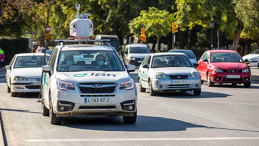 El Ayuntamiento tendrá un inventario digitalizado de pavimentos y mobiliario urbano 'para optimizar su gestión'