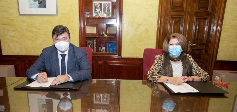 El Ayuntamiento refuerza su compromiso con AFA para prevenir y concienciar sobre el Alzheimer