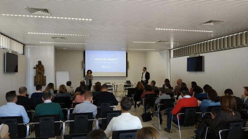 Diputación promueve la capacitación en liderazgo de los alcaldes y alcaldesas al servicio de la innovación