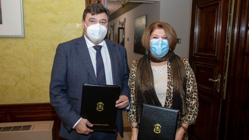 El Ayuntamiento refuerza su compromiso con AFA para prevenir y concienciar sobre el Alzheimer