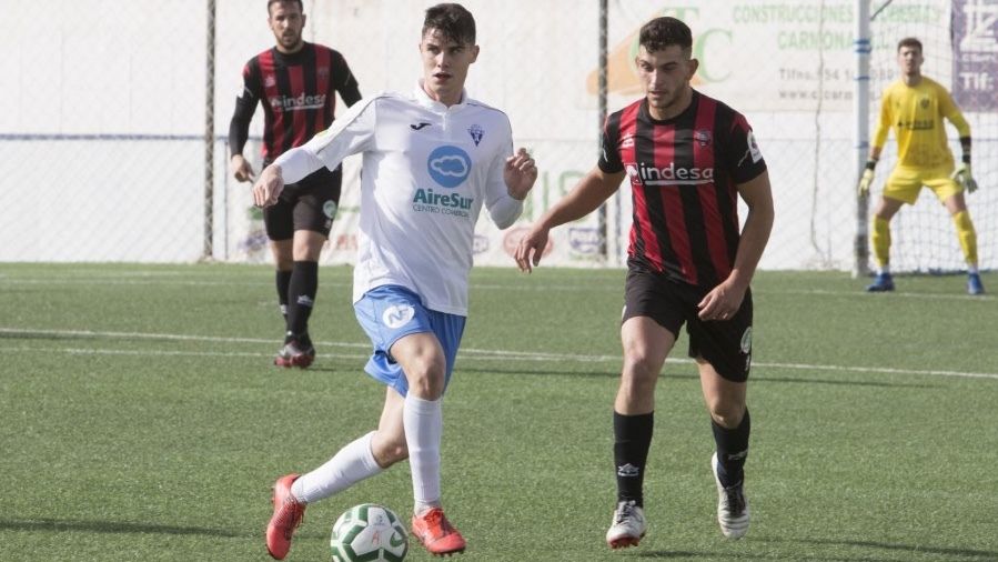 El Recre Juvenil, ante un Castilleja que no gana pero araña