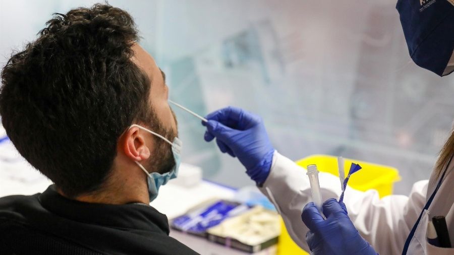 Huelva registra 150 positivos de los 1.638 de Andalucía, la cifra más alta desde agosto