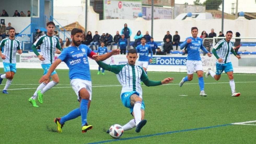 El Torremolinos muestra en un comunicado su 'disconformidad y hondo malestar' ante los últimos arbitrajes que ha sufrido