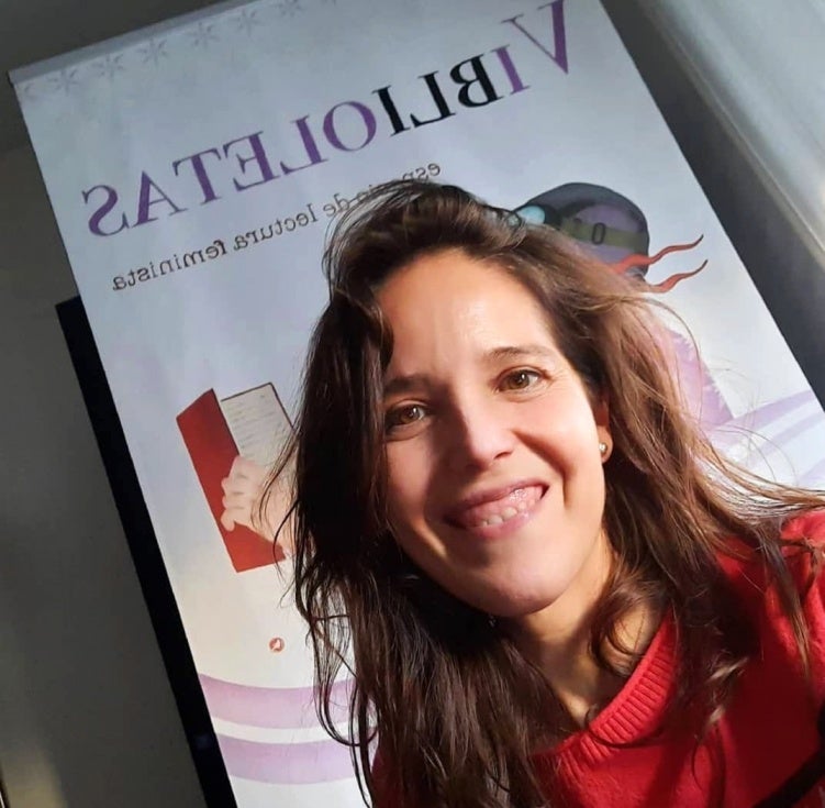 Bibliotecas empoderadas: La imparable conquista por la igualdad de ‘Viblioletas’