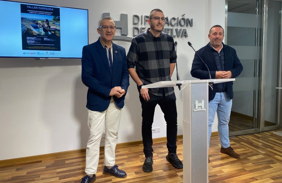 Diputación lleva el taller de fotografía con teléfonos móviles ‘Parpadea’ a San Silvestre de Guzmán, Escacena y Berrocal