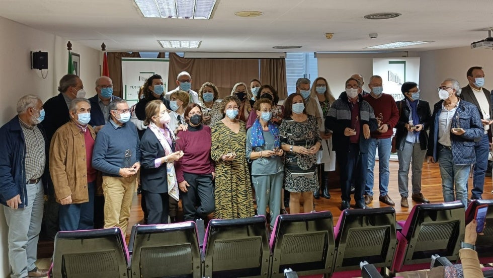 El Área Sanitaria Norte de Huelva homenajea a los 41 profesionales que se han jubilado durante este año