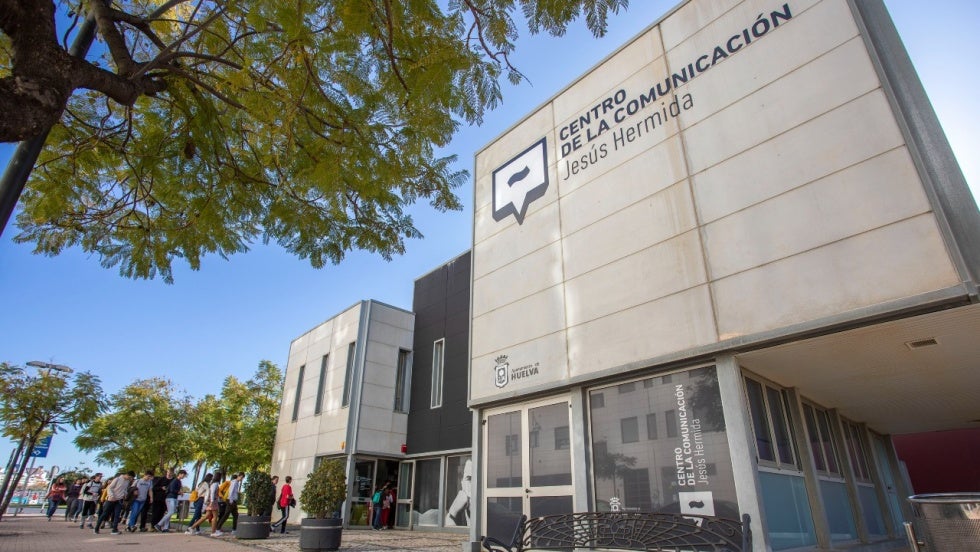 El Centro de la Comunicación Jesús Hermida amplía su horario